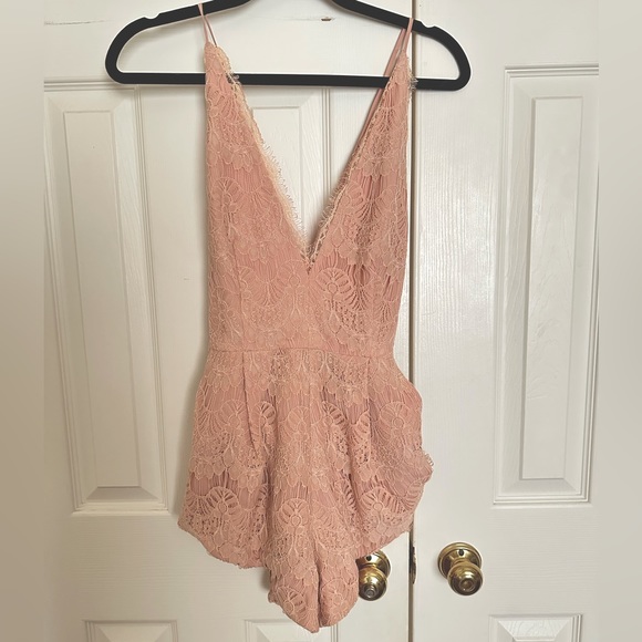 Revolve Style Stalker Lace Romper - Picture 2 of 6